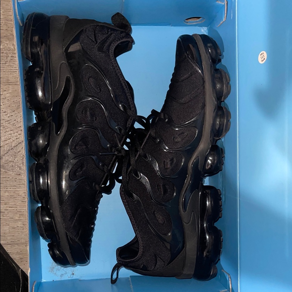 Black Athletic Sneakers